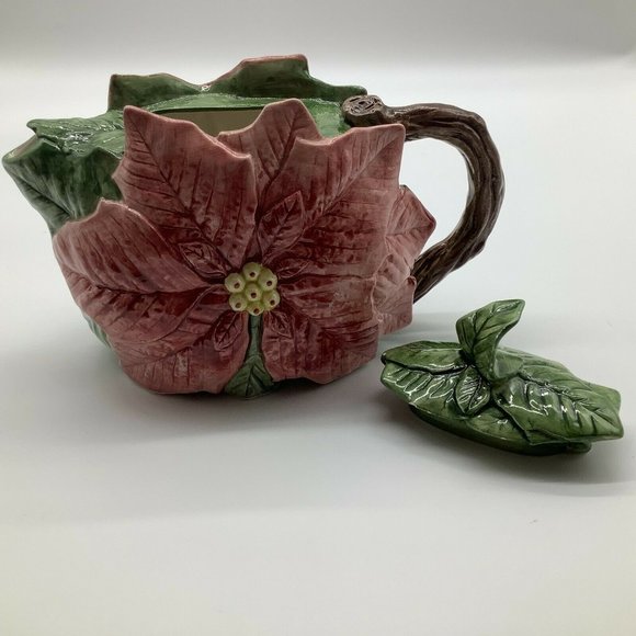 Omnibus Poinsettia Teapot from Fitz and Floyd - Picture 7 of 12
